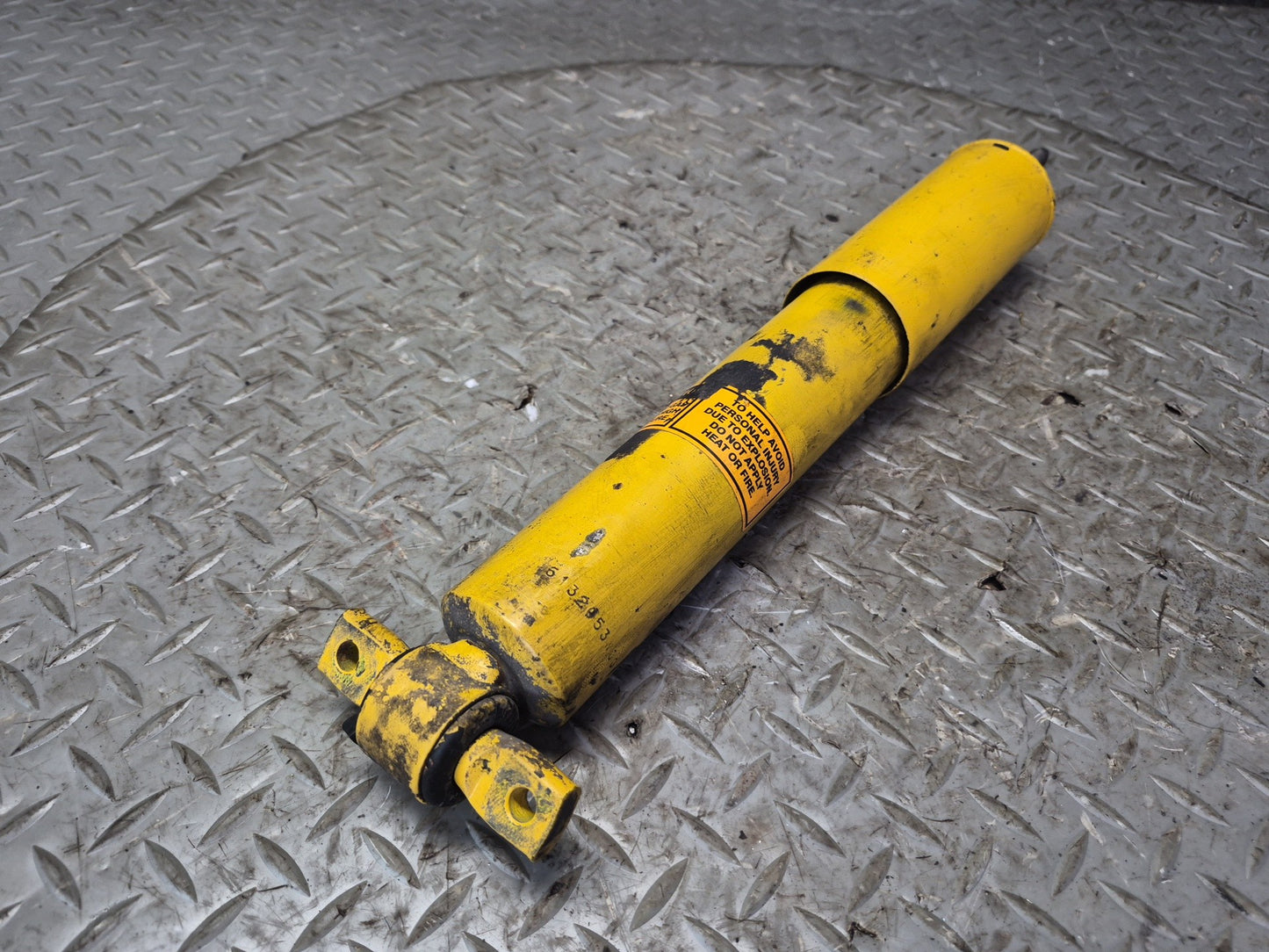 89-96 Chevrolet Corvette C4 Set of 2 Front Bilstein Strut Shock Absorber