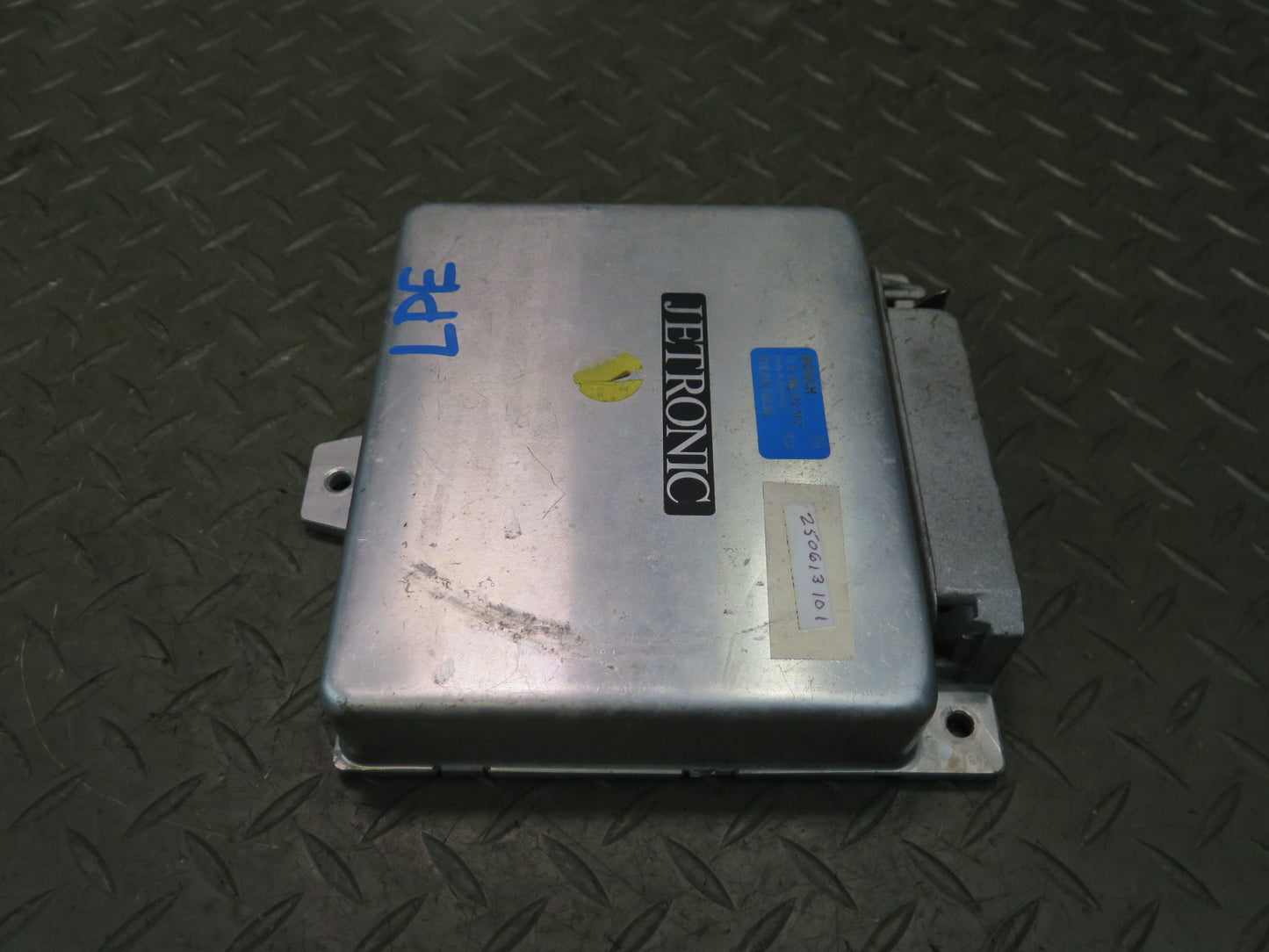 1985-1986 Porsche 928 M28.44 Engine ECU ECM Computer Control Module 92861812303