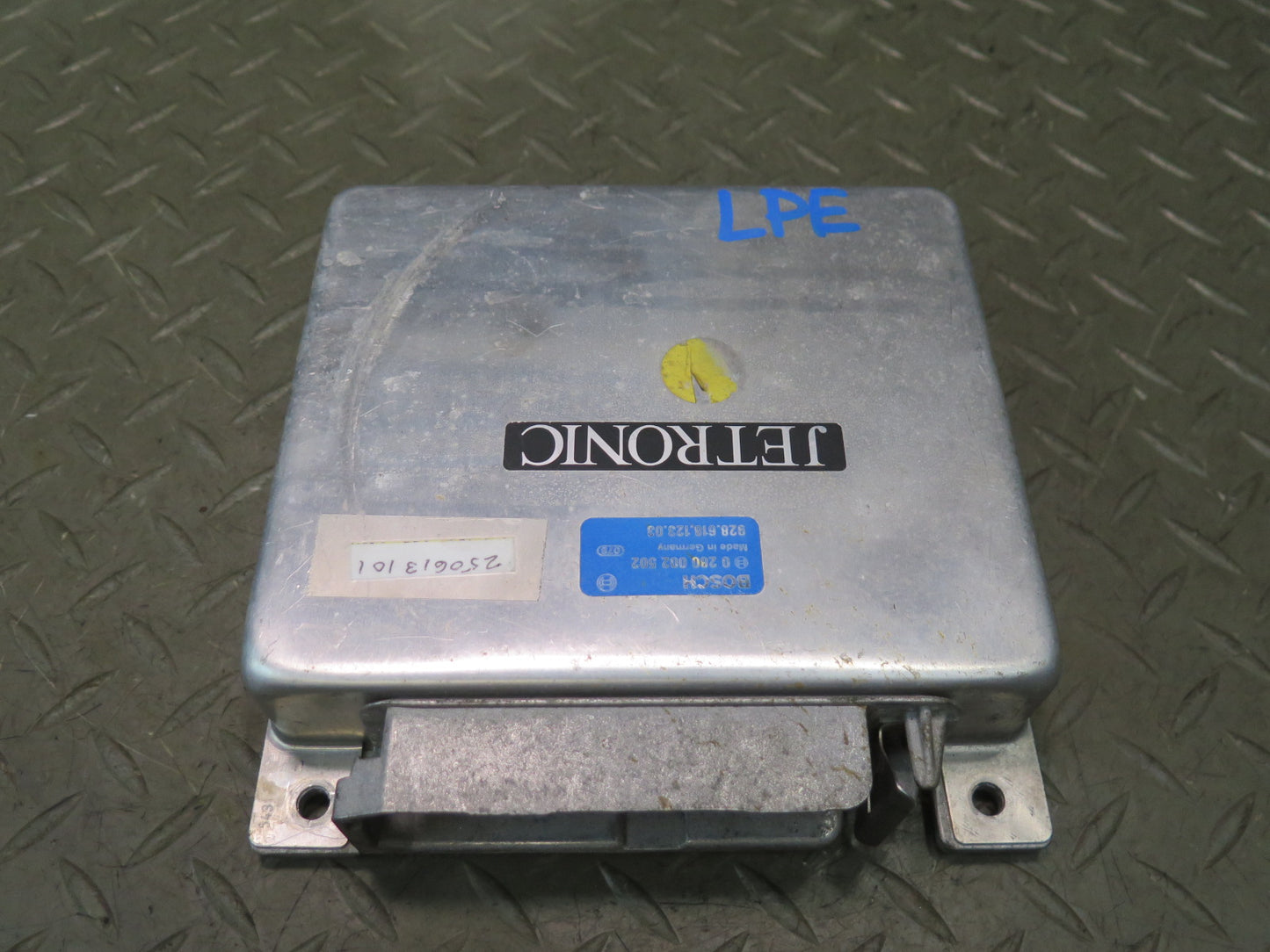 1985-1986 Porsche 928 M28.44 Engine ECU ECM Computer Control Module 92861812303