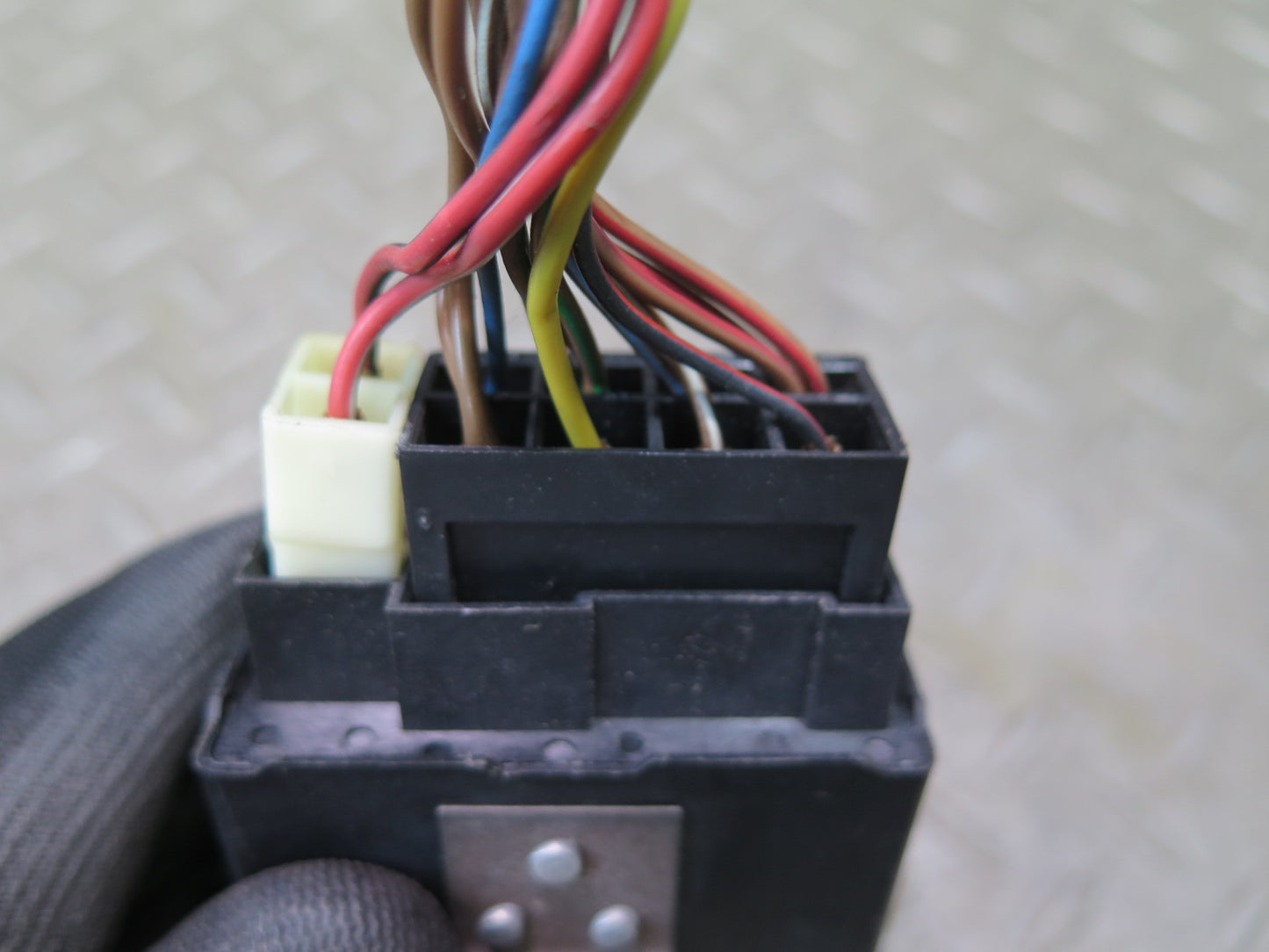 1984-1991 Porsche 928 S Alarm Anti Theft Control Relay Module