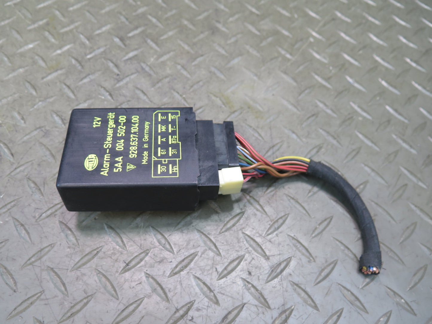 1984-1991 Porsche 928 S Alarm Anti Theft Control Relay Module