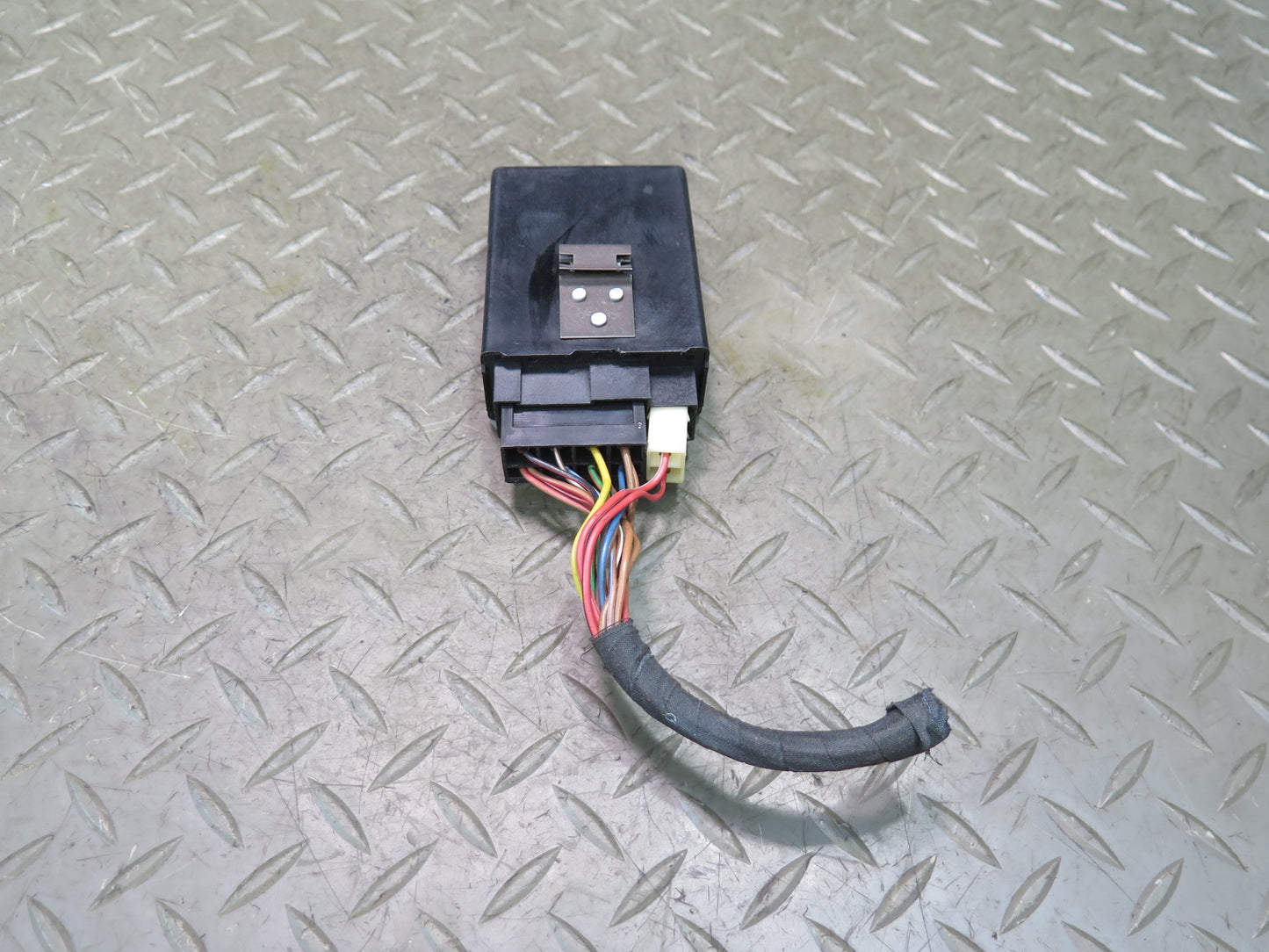1984-1991 Porsche 928 S Alarm Anti Theft Control Relay Module