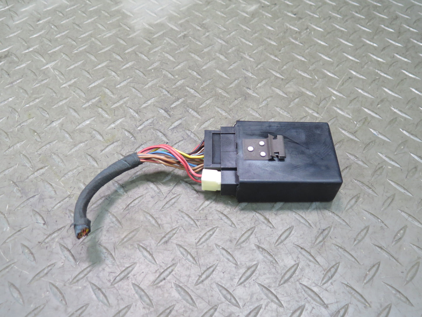 1984-1991 Porsche 928 S Alarm Anti Theft Control Relay Module