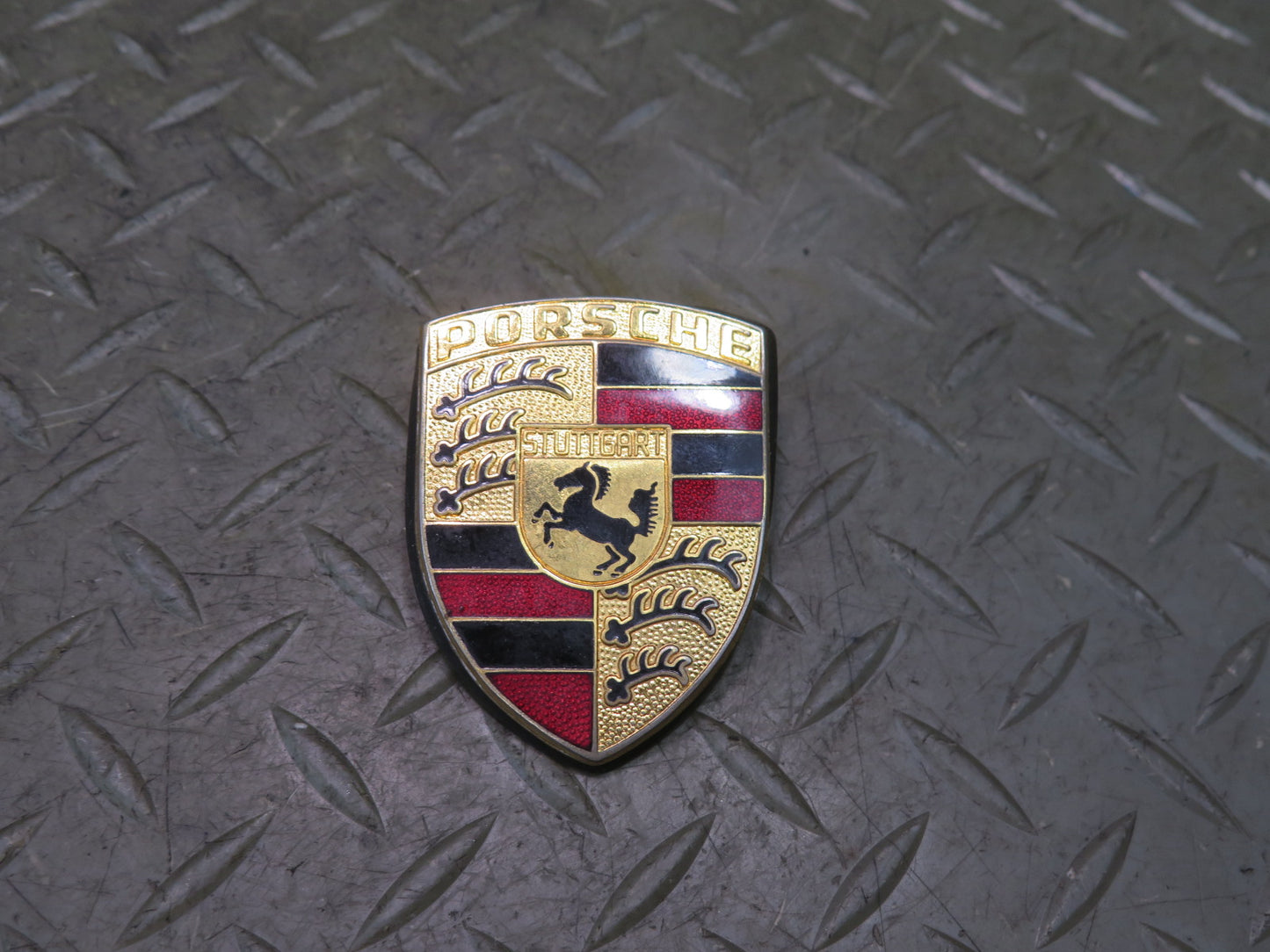 1984-1991 Porsche 928 Front Hood Emblem Logo Badge 90155921020