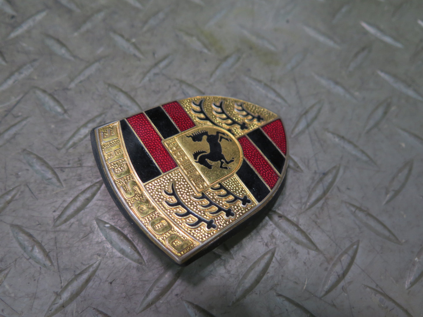 1984-1991 Porsche 928 Front Hood Emblem Logo Badge 90155921020
