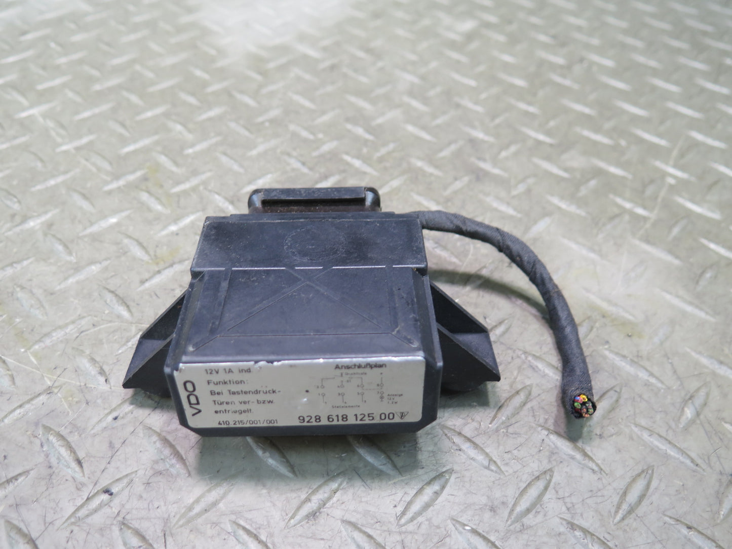 1984-1991 Porsche 928 S Central Door Lock Locking Control Module 92861812500