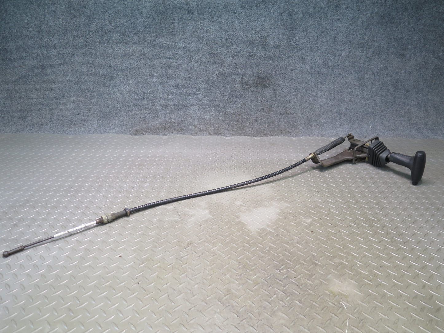 1984-1986 Porsche 928 S Automatic Transmission Shifter Shift Knob W/ Cable Set