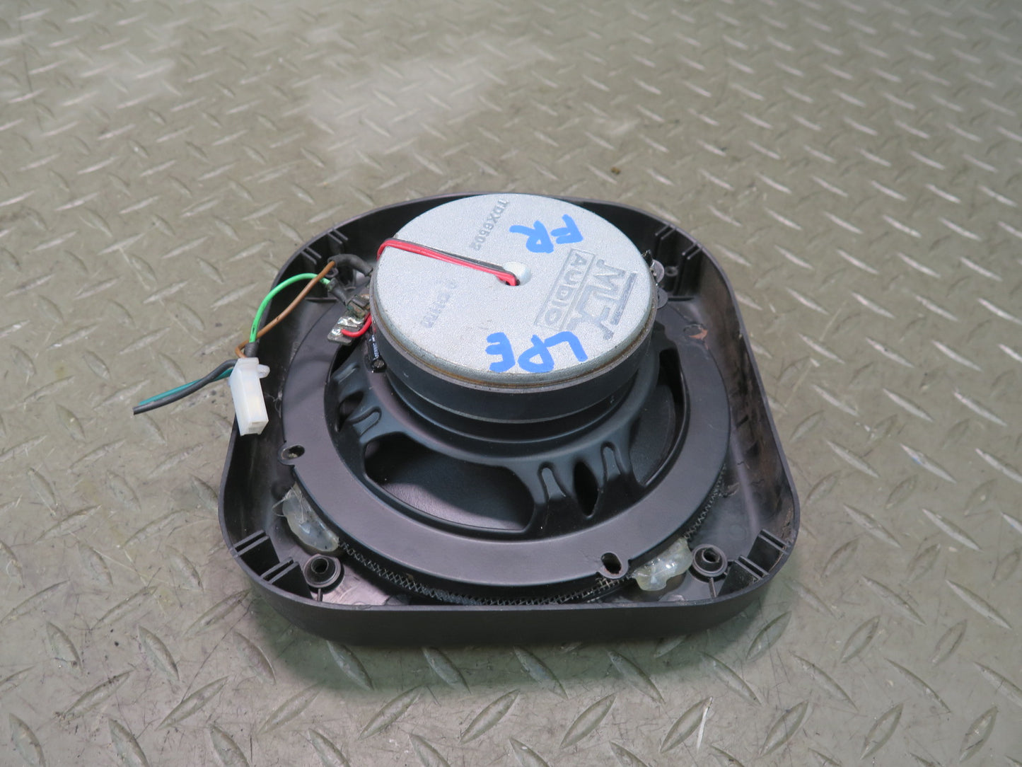 1984-1989 Porsche 928 S Front Right Side Door Audio Sound Speaker MTX TDX6502