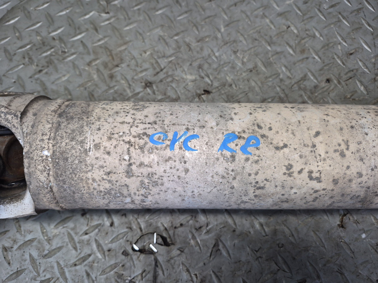 84-96 Chevrolet Corvette C4 A/T Rear Left or Right Half Axle Shaft OEM