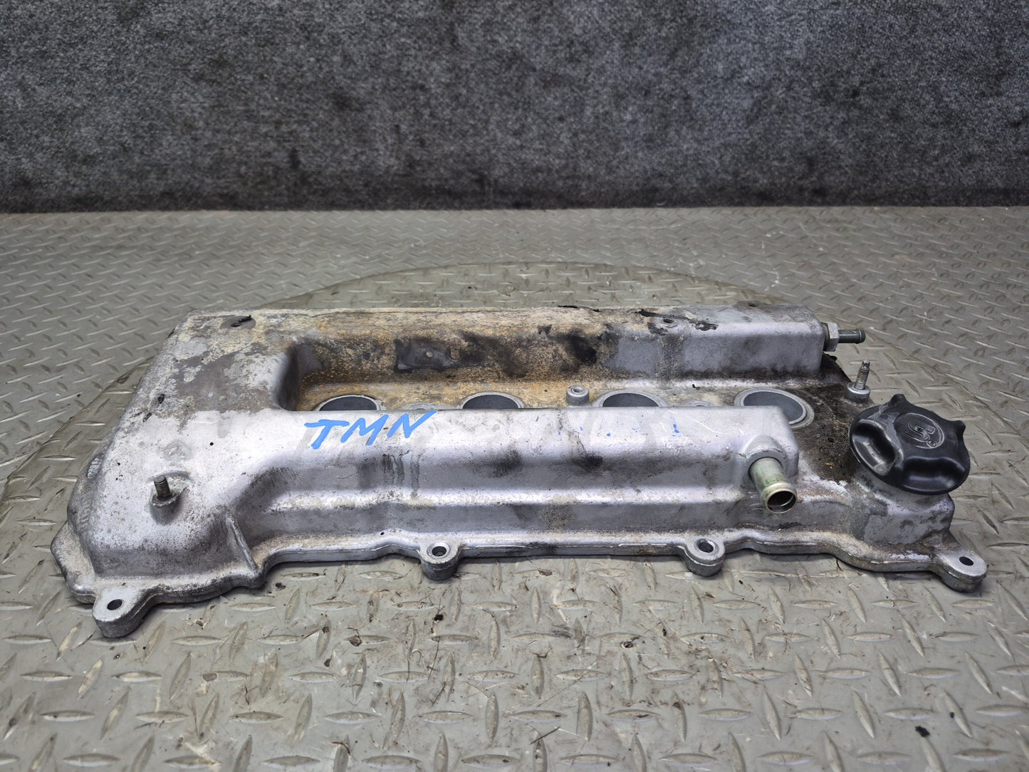 00-02 Toyota ZZW30L MR2 Spyder 1.8L 1ZZFE Engine Cylinder Head Cover w Cap OEM