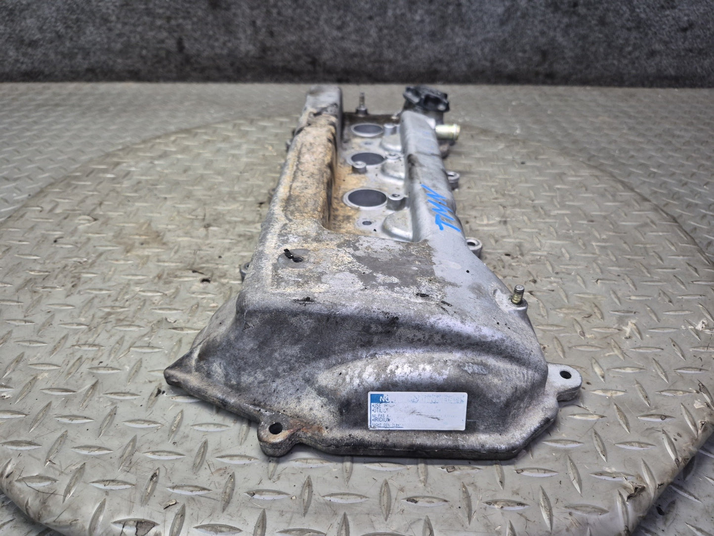 00-02 Toyota ZZW30L MR2 Spyder 1.8L 1ZZFE Engine Cylinder Head Cover w Cap OEM