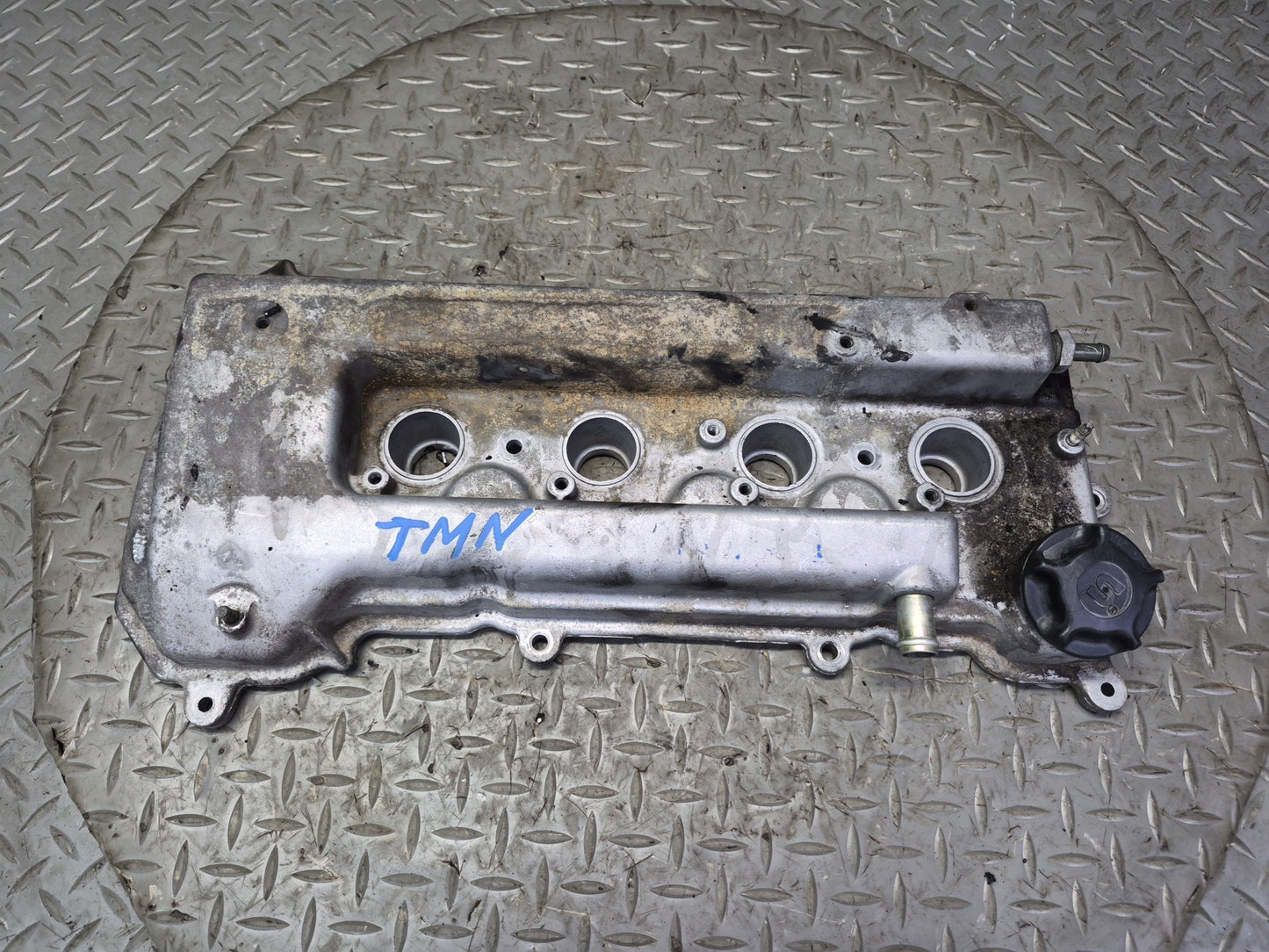 00-02 Toyota ZZW30L MR2 Spyder 1.8L 1ZZFE Engine Cylinder Head Cover w Cap OEM