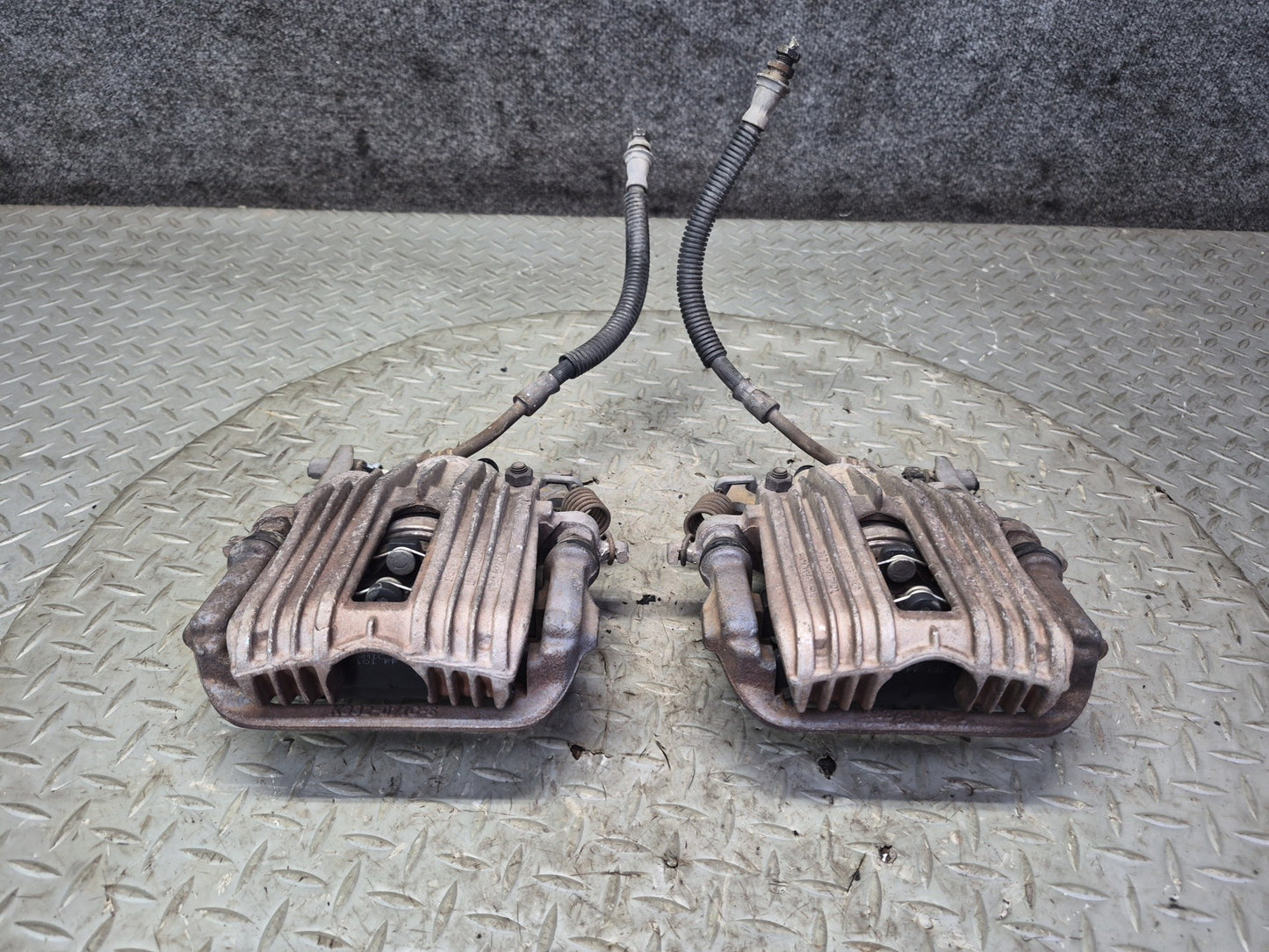 89-96 Chevrolet Corvette C4 Set of 2 Rear Left & Right Brake Caliper OEM