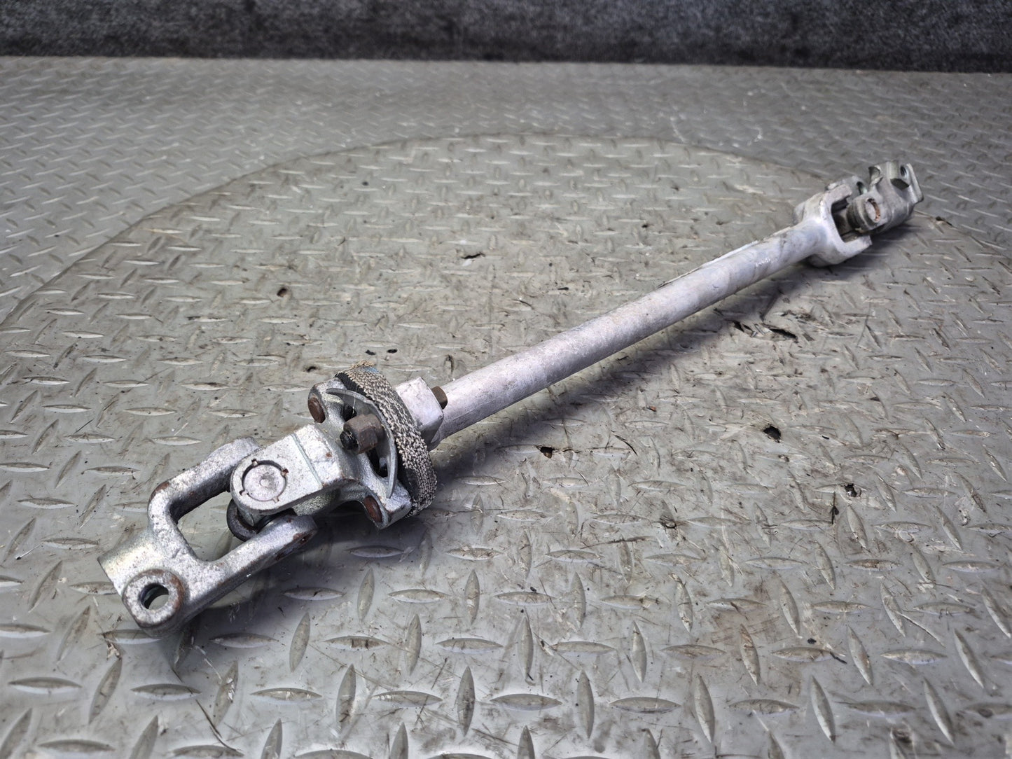 92-96 Chevrolet Corvette C4 Steering Column Coupler Intermediate Shaft OEM