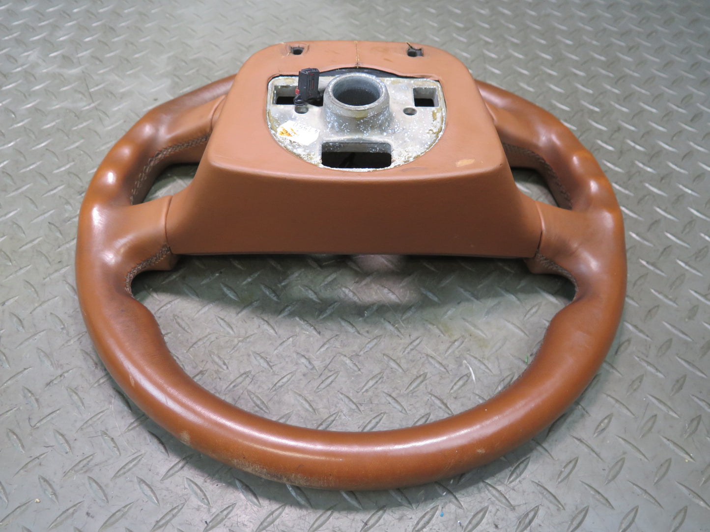 03-10 Bentley Continental GT Leather Steering Saddle