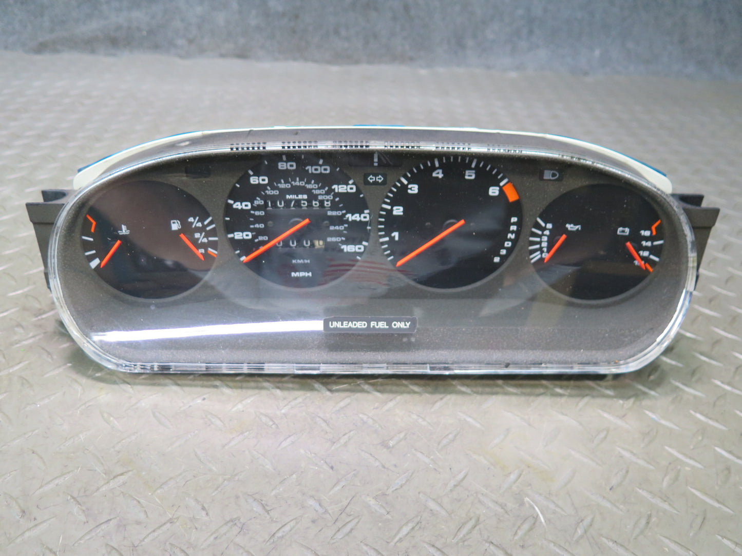 1985-1986 Porsche 928 S A/T Instrument Cluster Gauge Speedometer