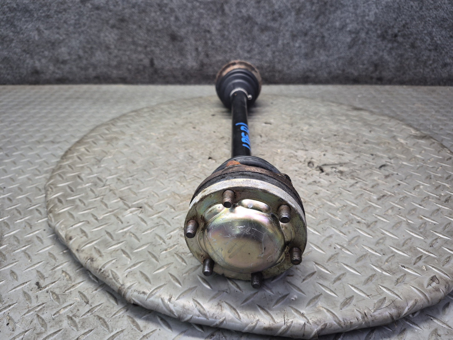 1985-1986 Porsche 928 S A/T Rear Left or Right Side Suspension Axle Shaft