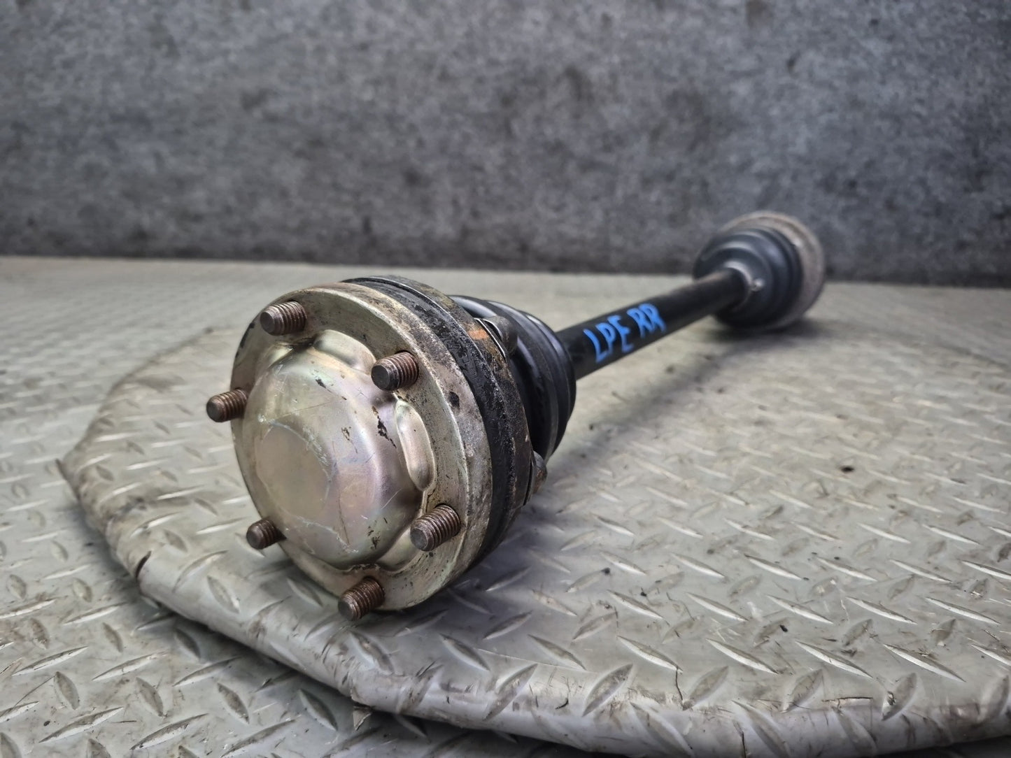 1985-1986 Porsche 928 S A/T Rear Left or Right Side Suspension Axle Shaft