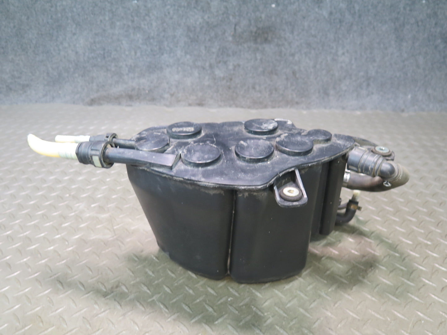 03-10 Bentley Continental GT Fuel Evap Vapor Charcoal Canister Assembly