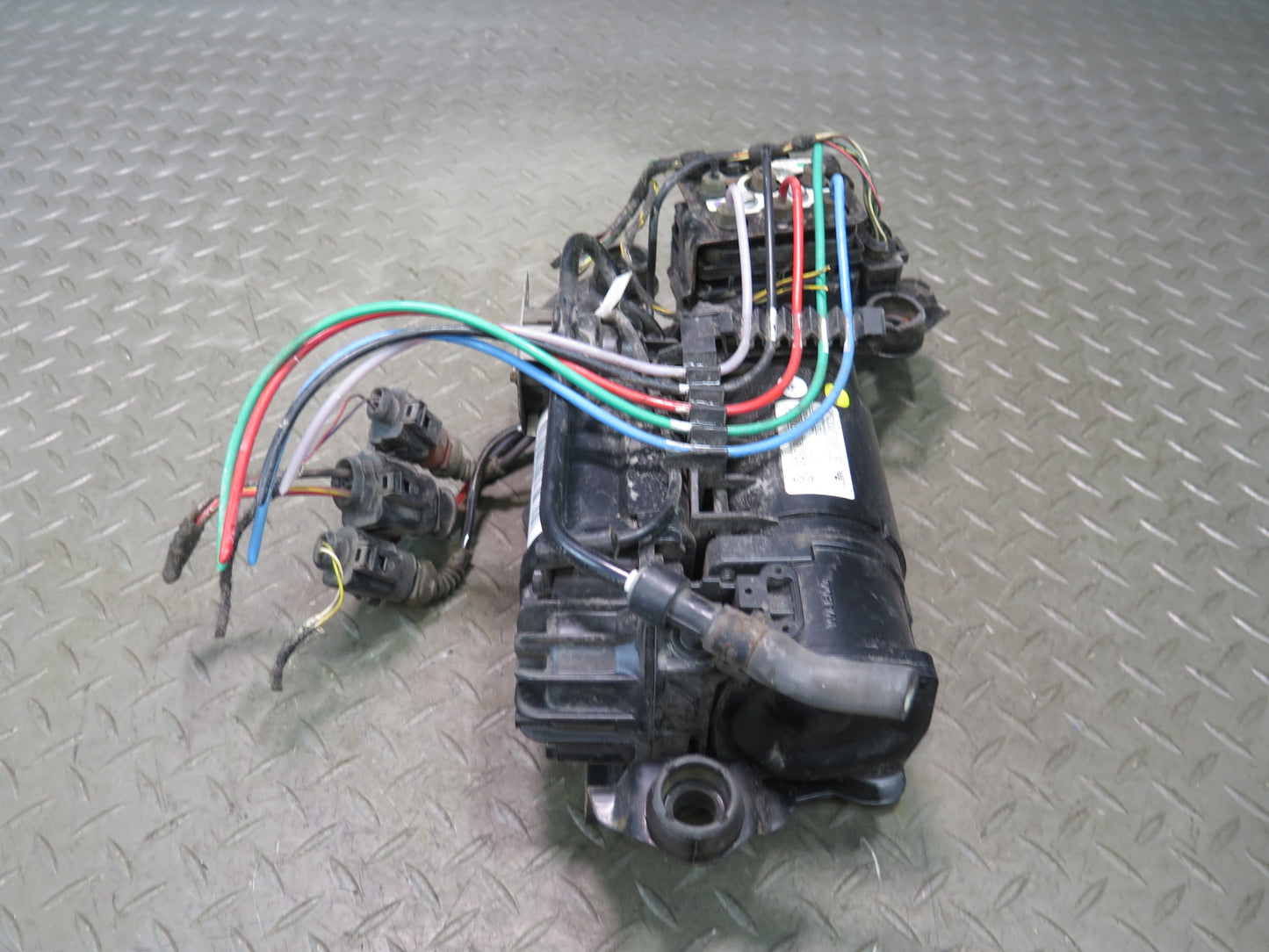 03-10 Bentley Continental GT Air Suspension Compressor Pump 3D0616005K 49K Miles