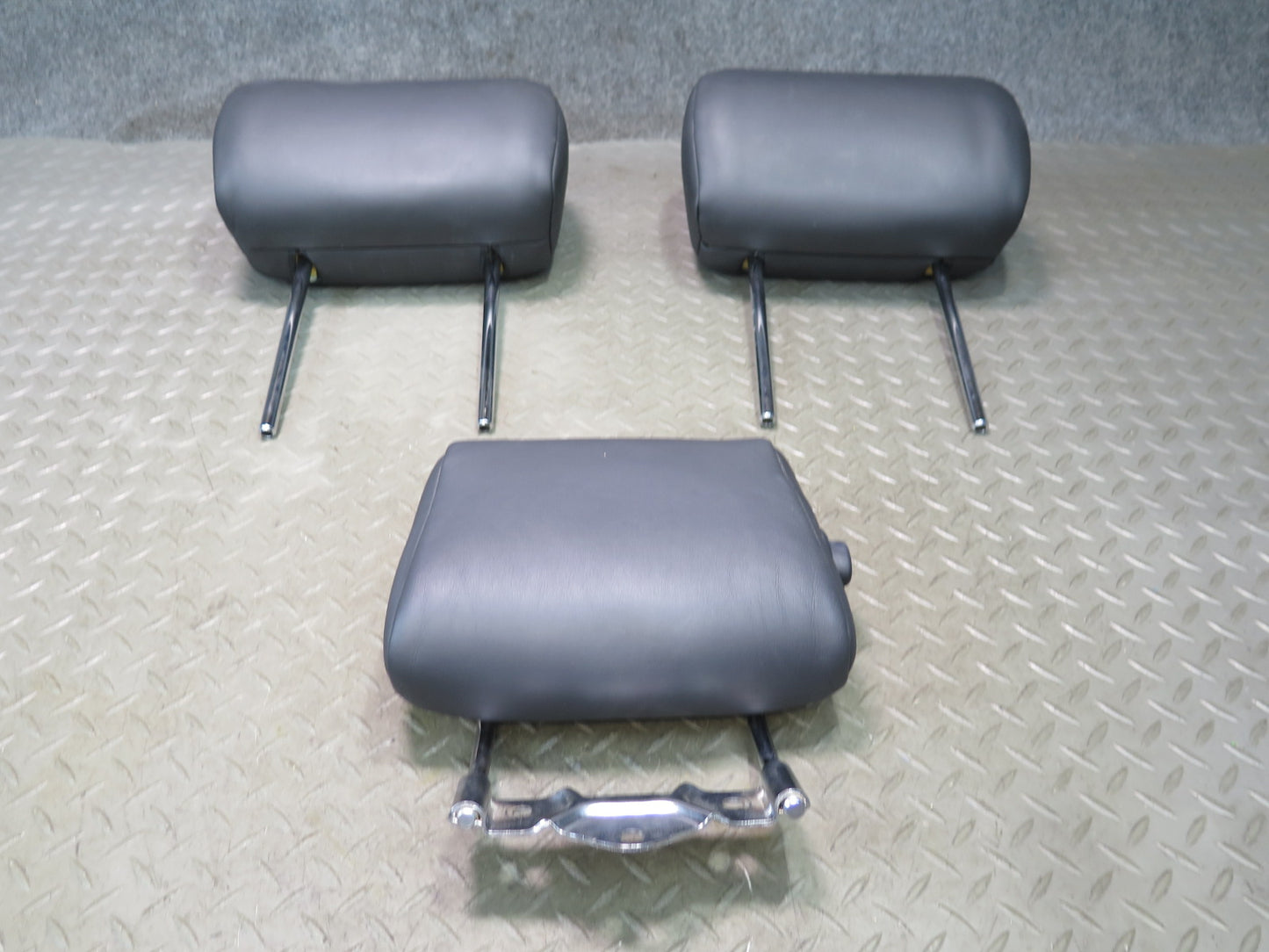 01-03 Lexus UCF30L LS430 Rear Left Right Center Leather Black Headrest Set OEM
