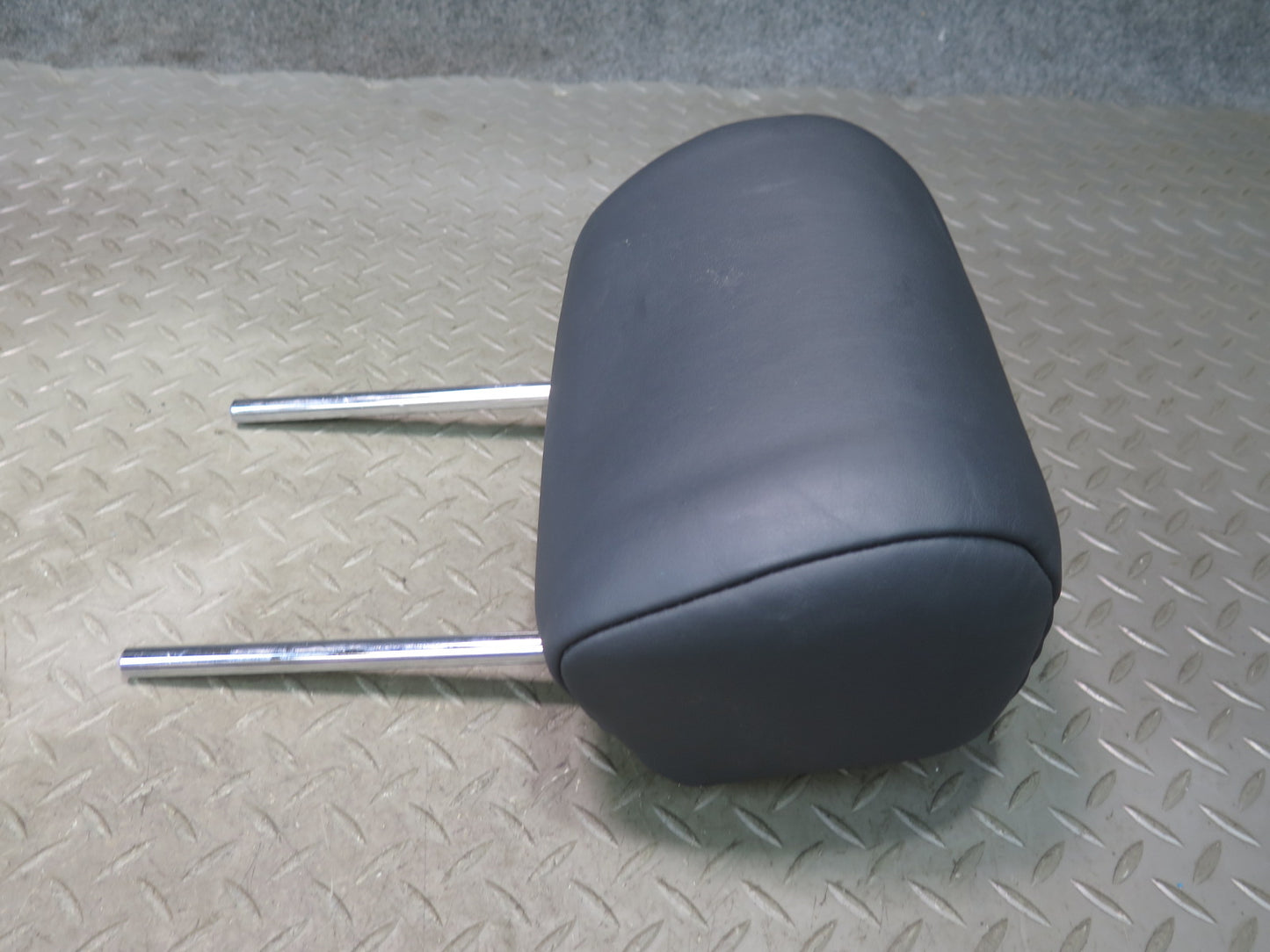 01-03 Lexus UCF30L LS430 Rear Left Right Center Leather Black Headrest Set OEM