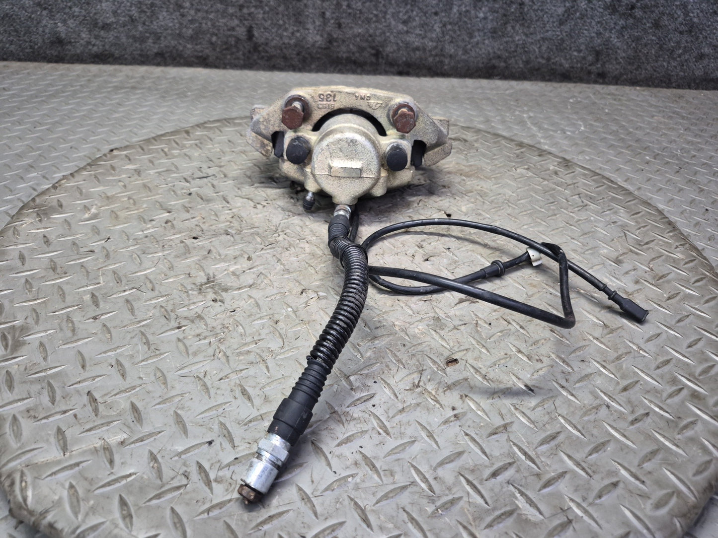 1984-1986 Porsche 928 S Front Left & Right Side Brake Caliper Set of 2