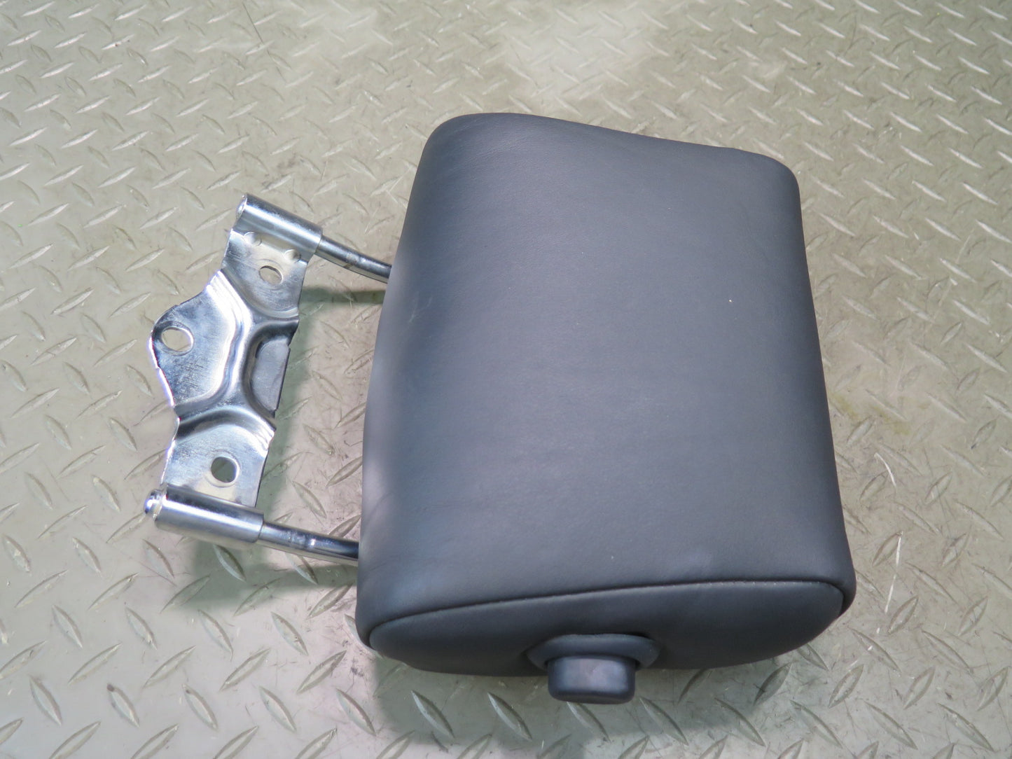01-03 Lexus UCF30L LS430 Rear Left Right Center Leather Black Headrest Set OEM