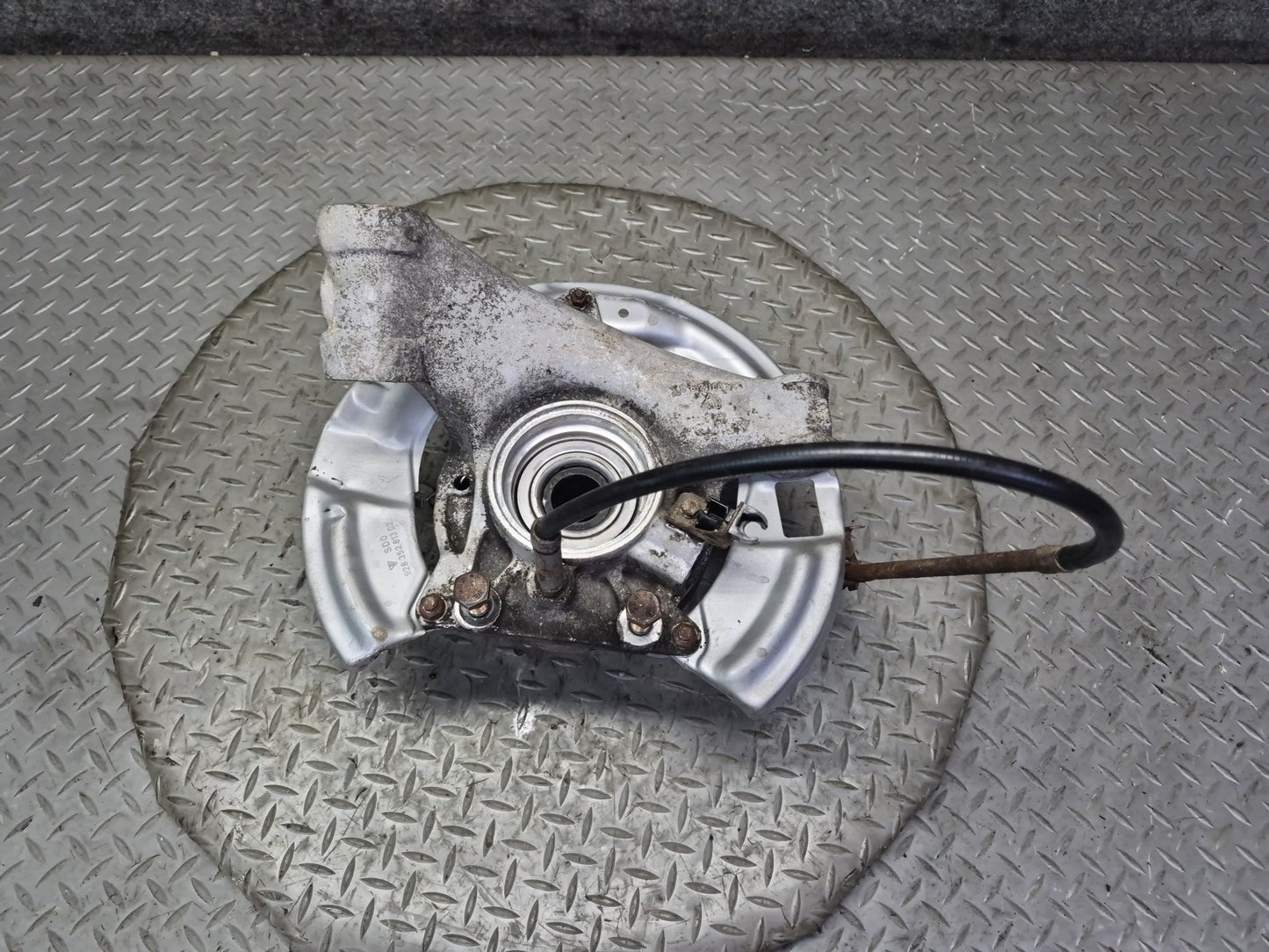 1984-1986 Porsche 928 S Rear Left Side Spindle Knuckle Wheel Hub Bearing