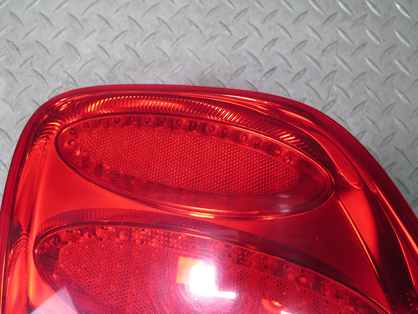 03-09 Bentley Continental GT Rear Left & Right Tail Light Lamp Set of 2