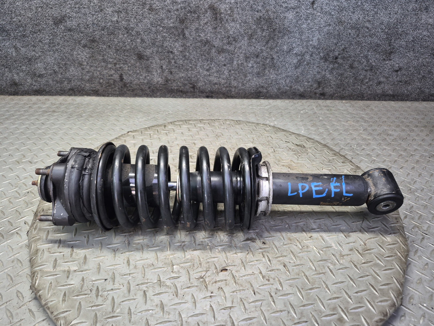 1983-1986 Porsche 928 S Front Left & Right Shock Strut Absorber Set of 2