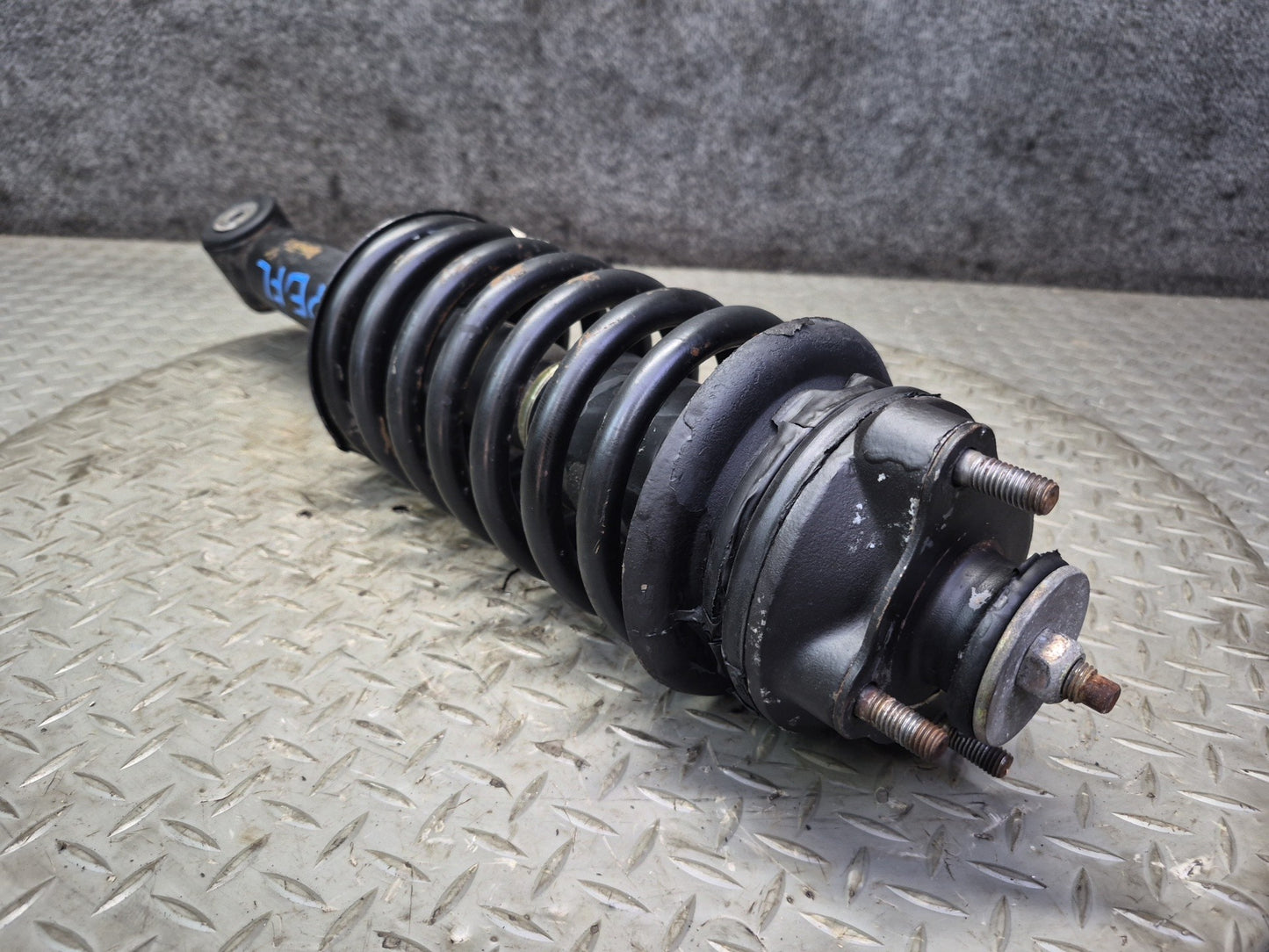 1983-1986 Porsche 928 S Front Left & Right Shock Strut Absorber Set of 2