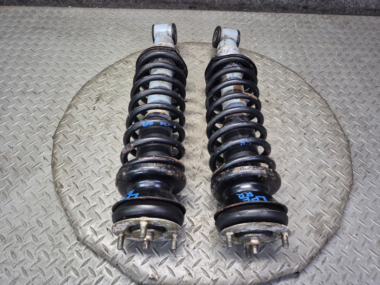 1983-1986 Porsche 928 S Rear Left & Right Shock Strut Absorber Set of 2