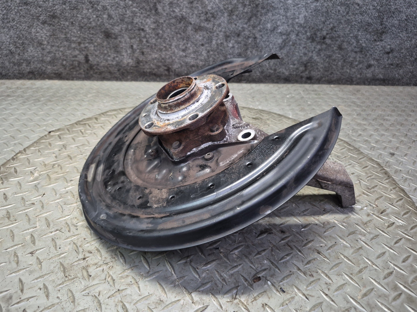 03-10 Bentley Continental GT Rear Left Spindle Knuckle Wheel Hub Bearing
