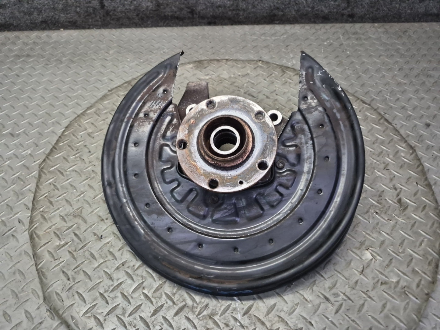 03-10 Bentley Continental GT Rear Right Spindle Knuckle Wheel Hub Bearing