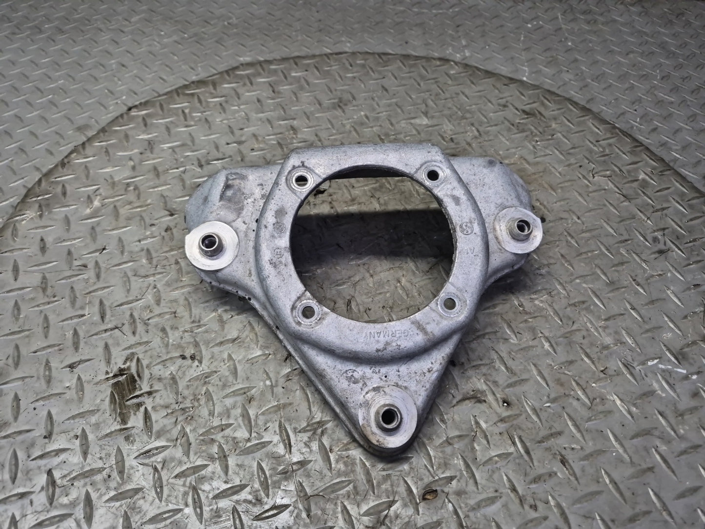 03-10 Bentley Continental GT Front Shock Strut Upper Support Bracket Set of 2