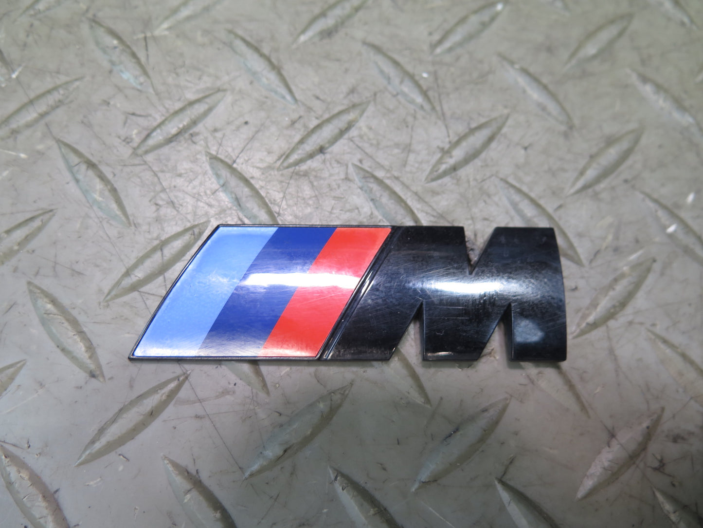 2015-2020 BMW F82 F83 M4 Rear Trunk Lid Emblem Logo Badge Symbol Set