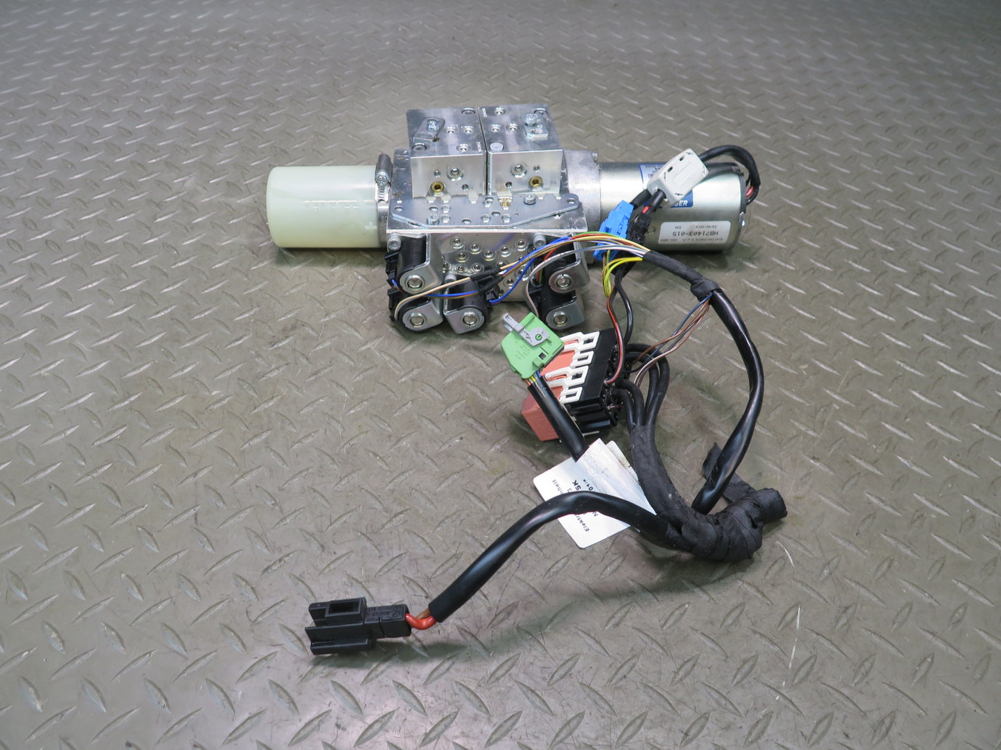 2015-2020 BMW F33 F83 M4 Convertible TOP Roof Hydraulic Pump Motor 7344440