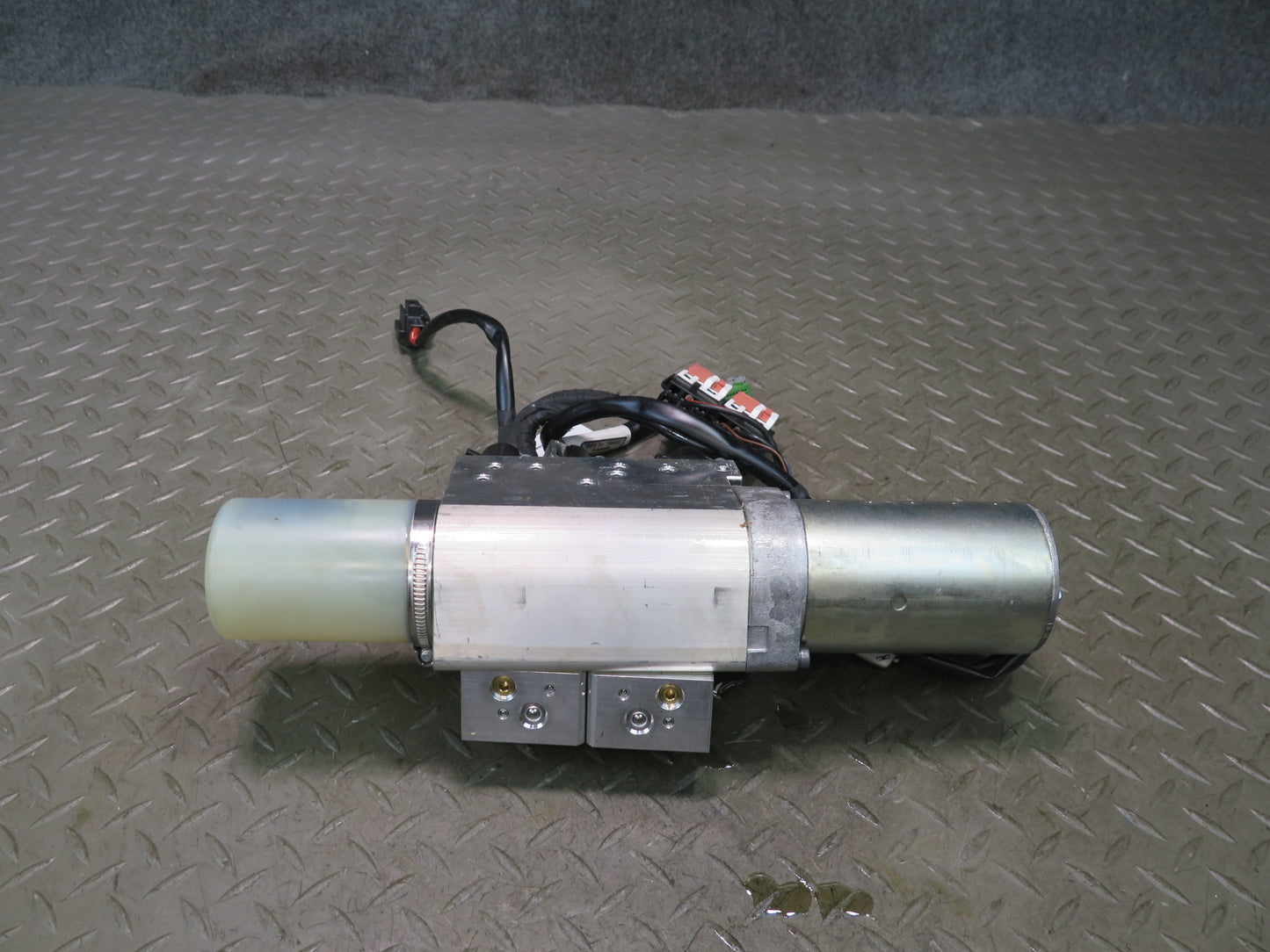 2015-2020 BMW F33 F83 M4 Convertible TOP Roof Hydraulic Pump Motor 7344440