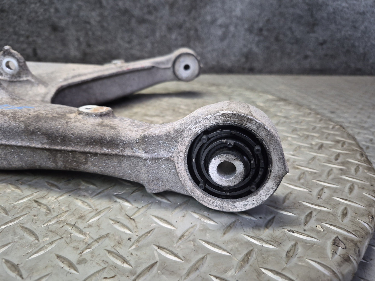 03-10 Bentley Continental GT Rear Left Suspension Lower Control Arm Set of 3