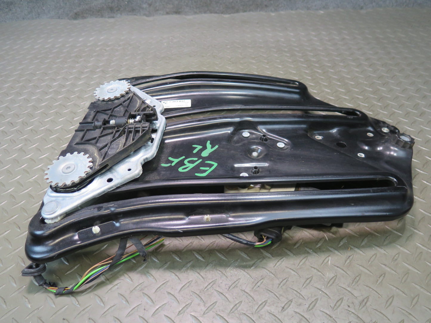 2015-2020 BMW F33 F83 M4 Convertible Rear Left Quarter Window Regulator w Motor