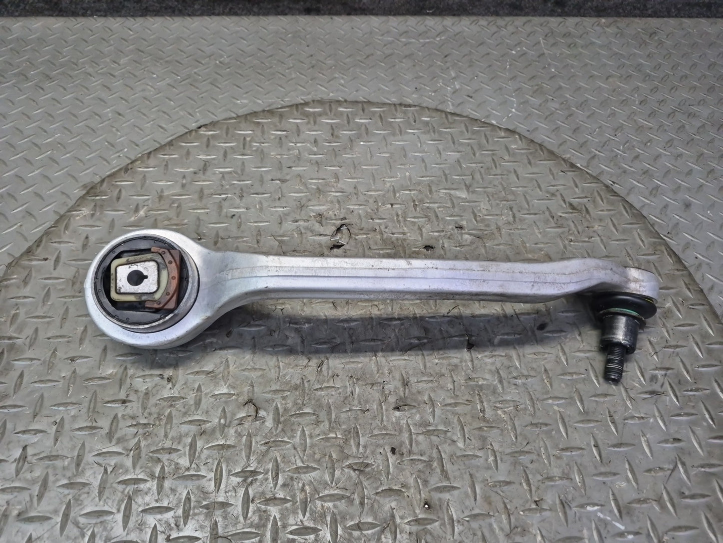 03-10 Bentley Continental GT AWD Front Right Suspension Lower Control Arm