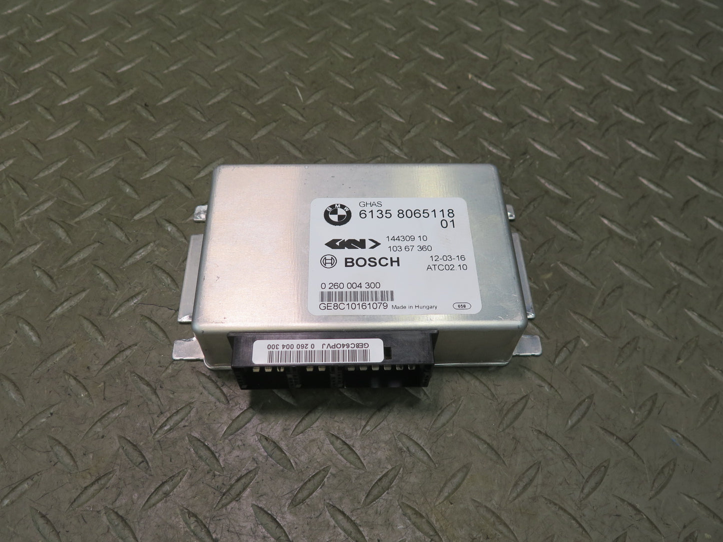 2015-2020 BMW F82 F83 M4 Rear Differential Lock Control Module Unit