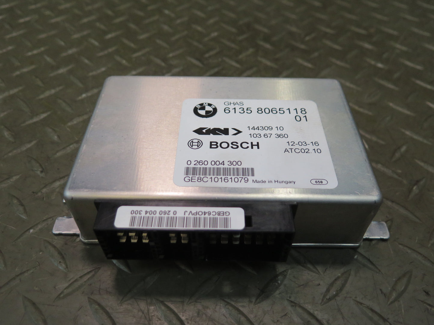 2015-2020 BMW F82 F83 M4 Rear Differential Lock Control Module Unit