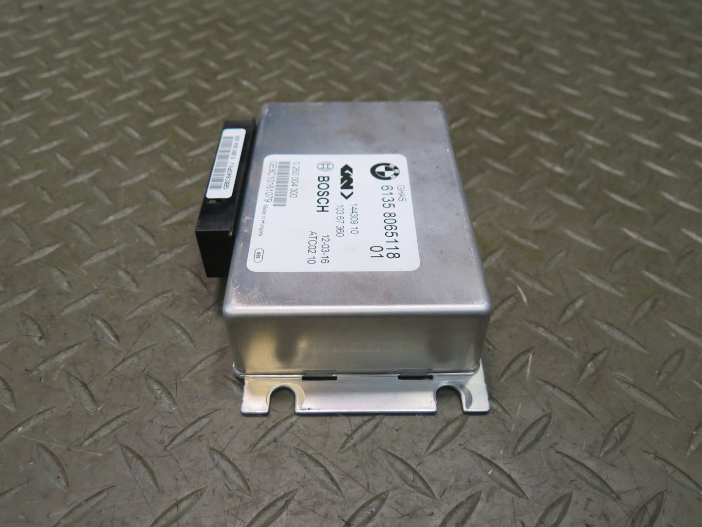 2015-2020 BMW F82 F83 M4 Rear Differential Lock Control Module Unit