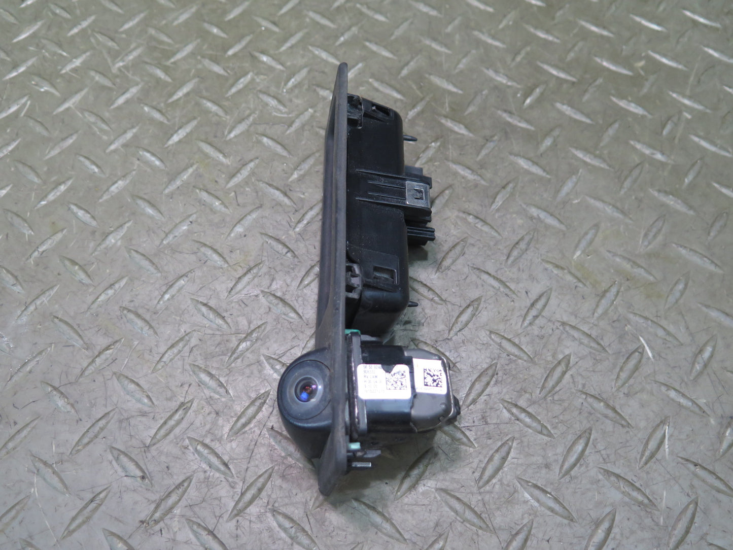 2015-2020 BMW F82 F83 M4 Rear View Camera w Trunk Handle