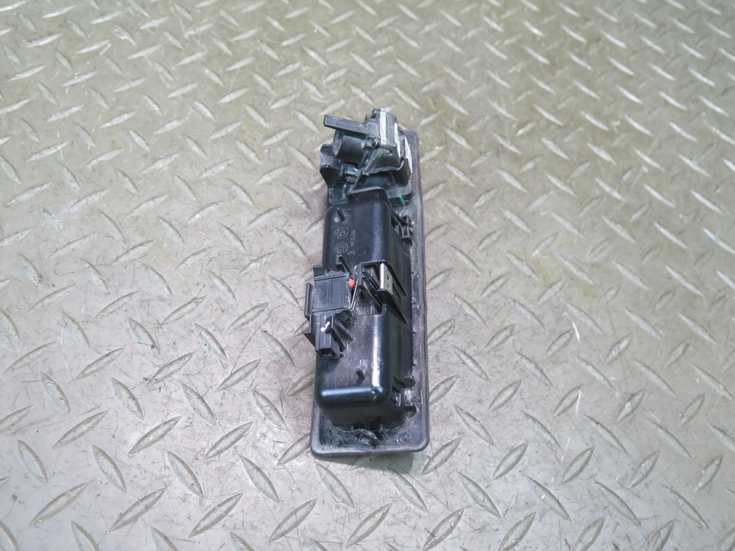 2015-2020 BMW F82 F83 M4 Rear View Camera w Trunk Handle