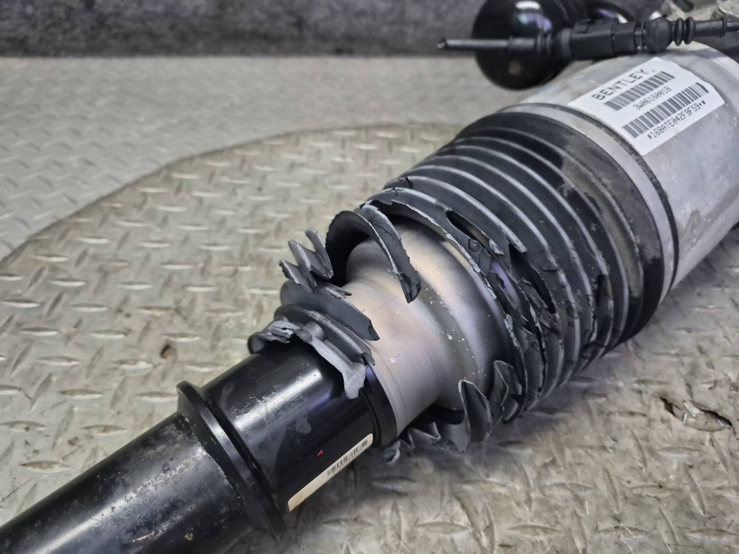 03-10 Bentley Continental GT Rear Left Air Spring Shock Strut Absorber