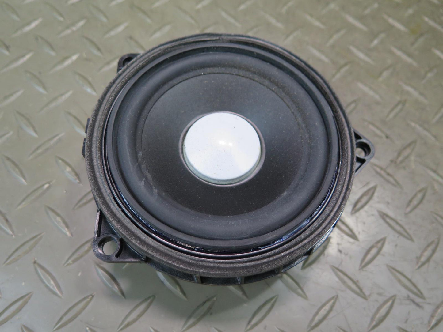 2015-2020 BMW F82 F83 M4 Harman Kardon Door MID Range Speaker 9364956 Set of 2