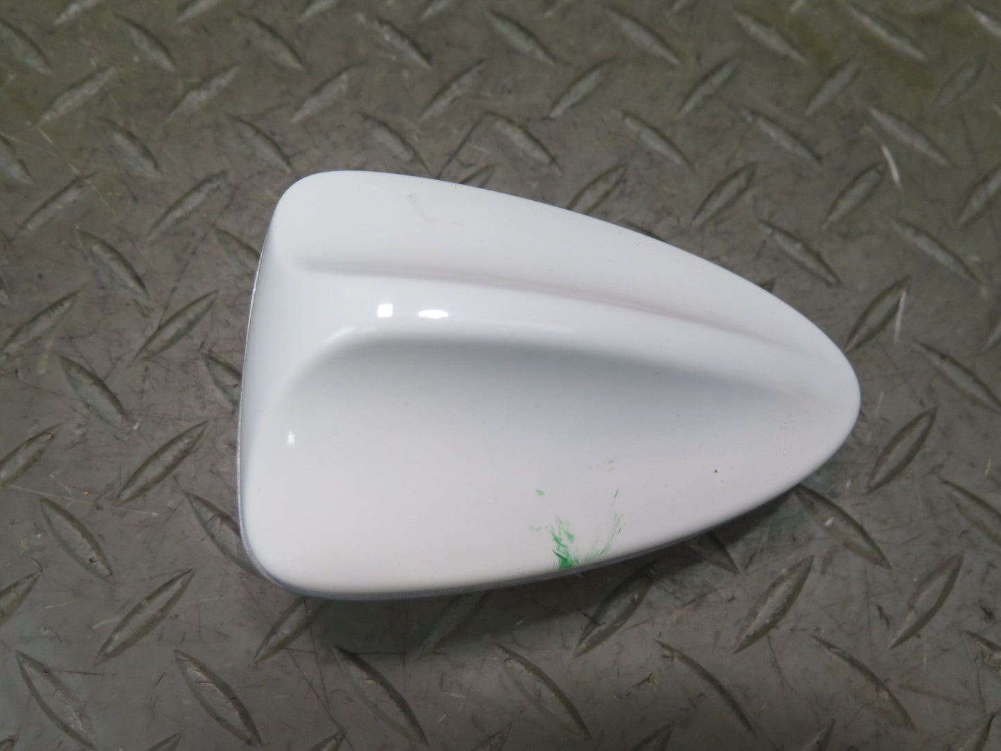 2015-2020 BMW F83 M4 Convertible Rear Trunk Shark FIN Antenna Module Alpinweiss